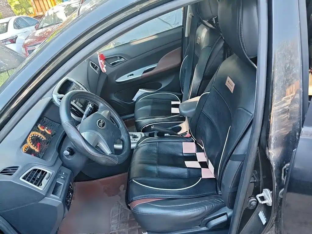 BYD F3 — миниатюра 16