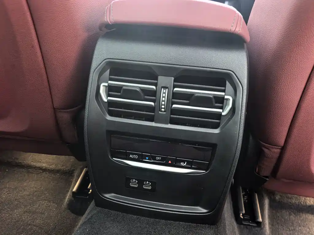 BMW 3 Series — миниатюра 10
