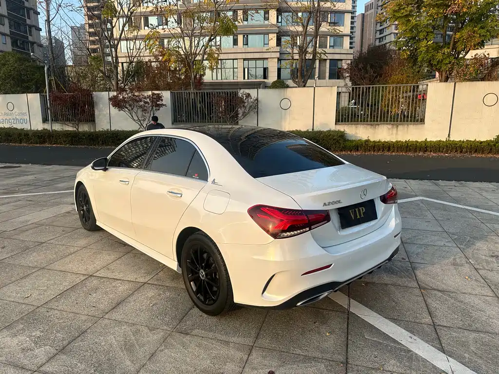 MERCEDES-BENZ A CLASS