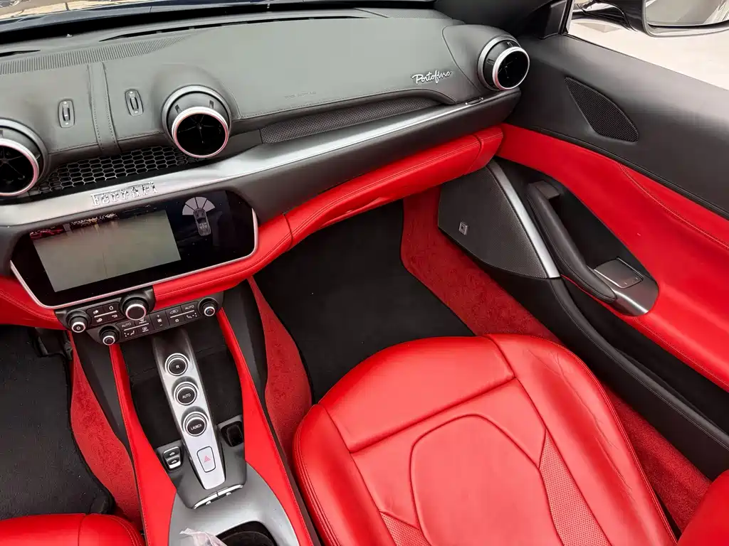 Ferrari Portofino — миниатюра 11