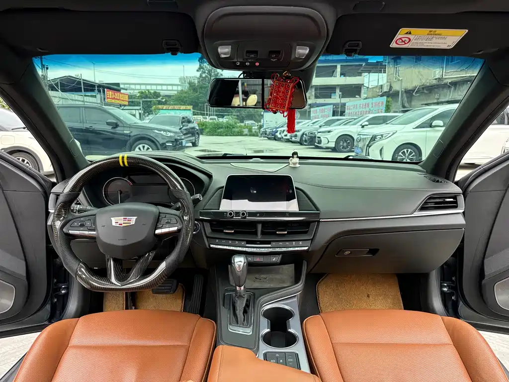 Cadillac CT4 — миниатюра 9