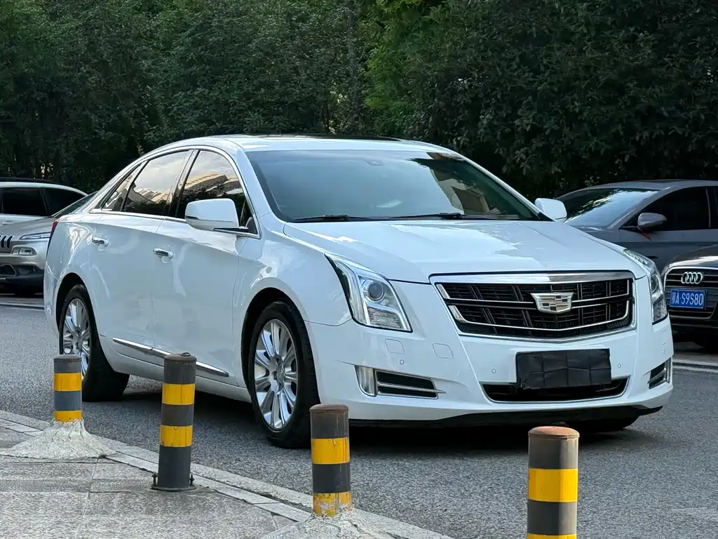Cadillac XTS — миниатюра 3