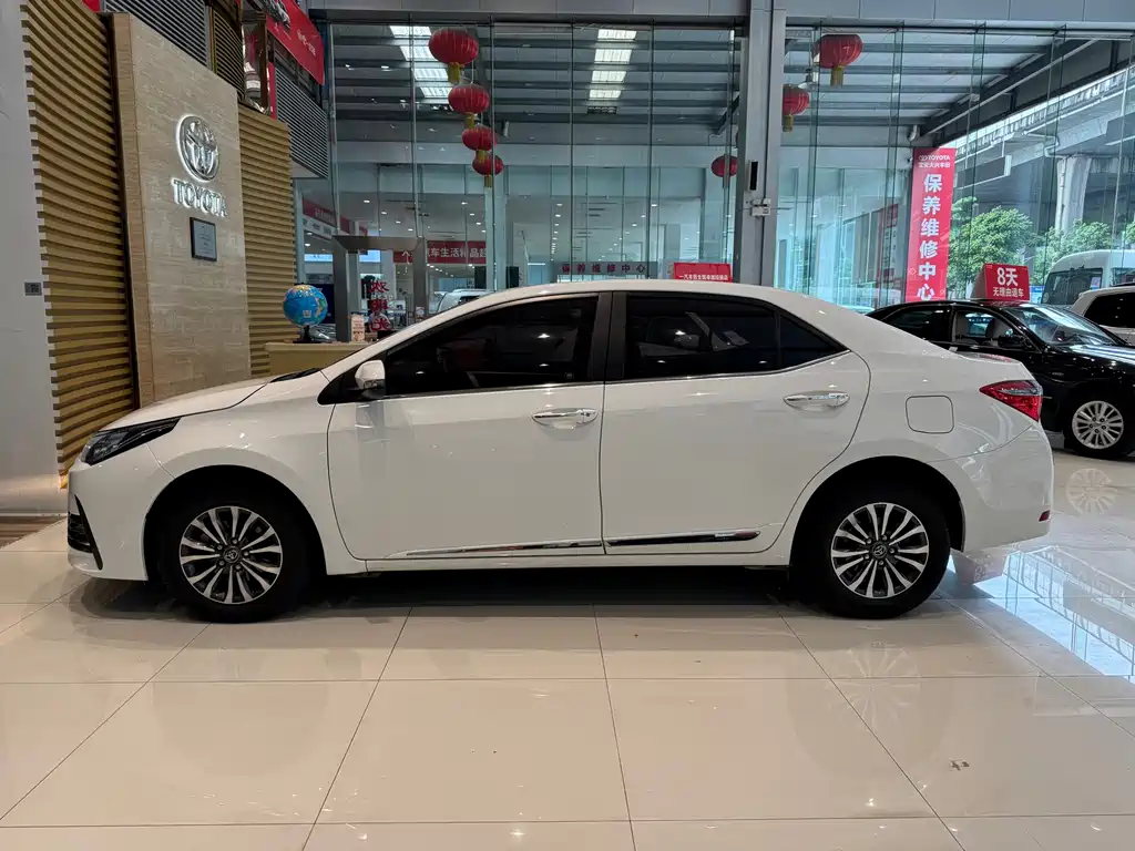 Toyota Corolla — миниатюра 6
