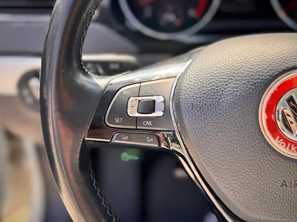 Volkswagen Sagitar — миниатюра 12