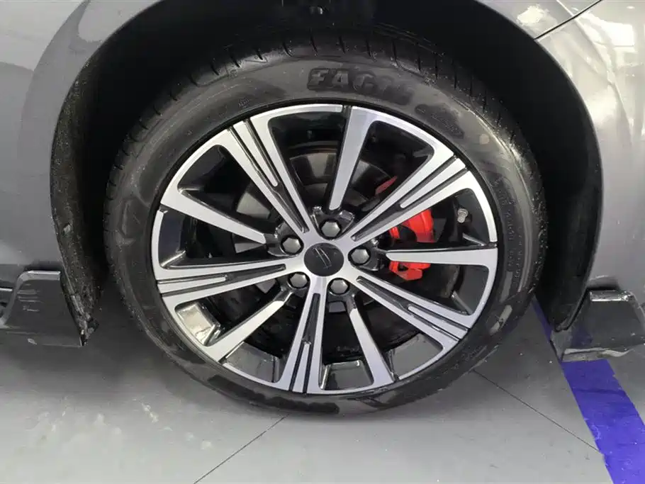 GEELY AUTOMOBILE XINGRUI