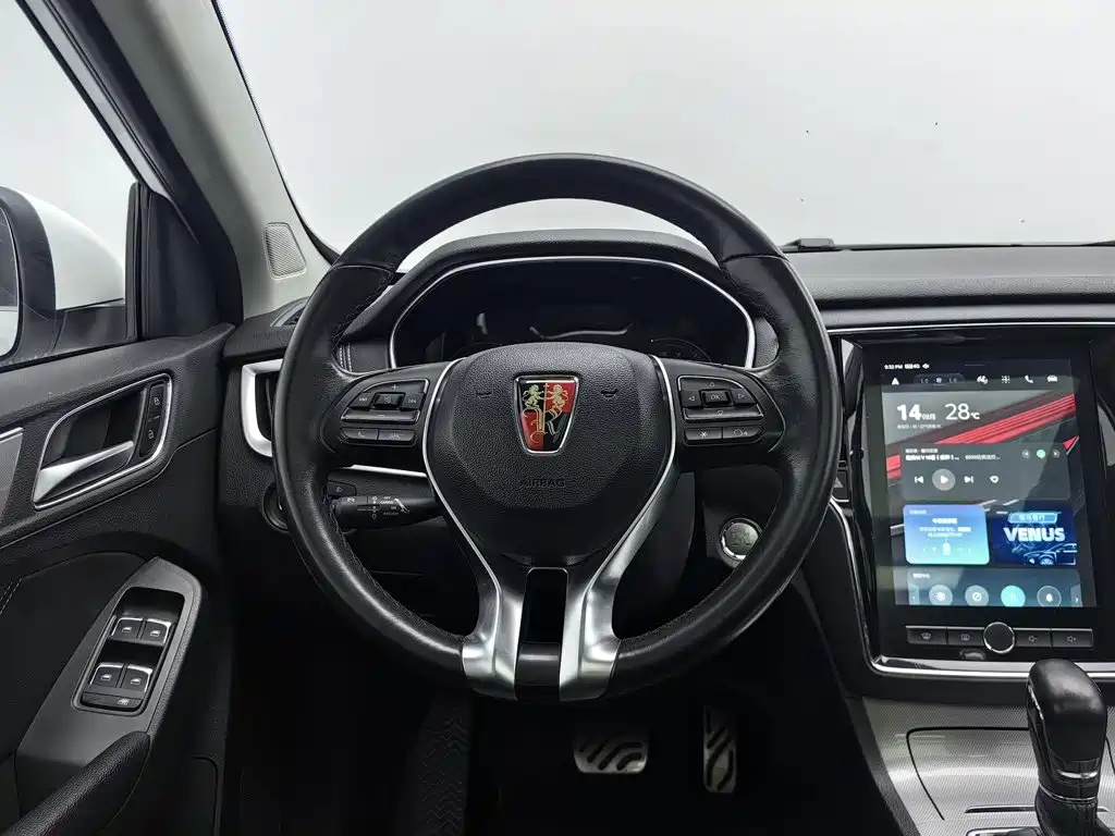 Roewe RX5 — миниатюра 11