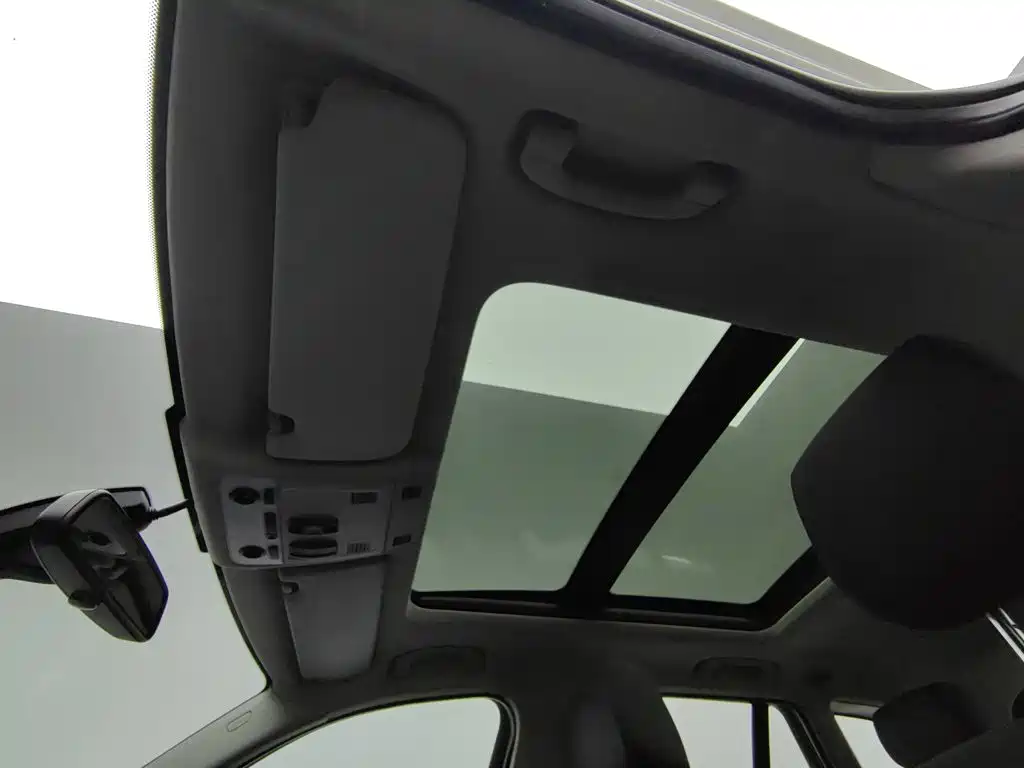 BMW X1 — миниатюра 14