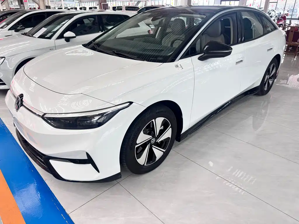 VOLKSWAGEN ID.7 VIZZION