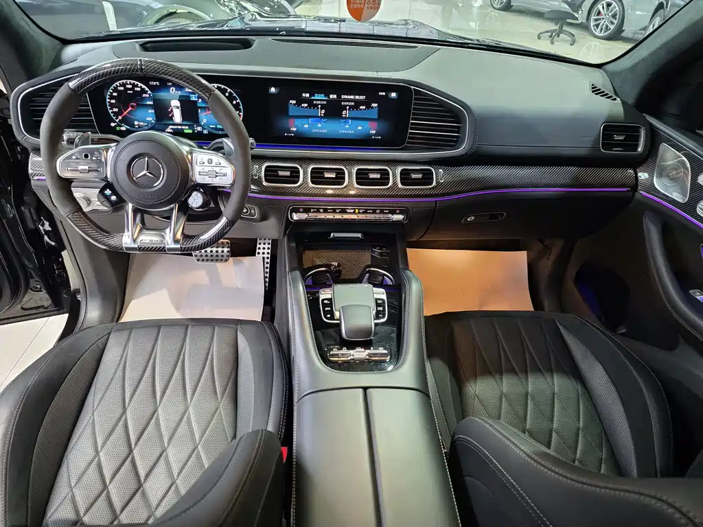 MERCEDES-BENZ GLS AMG