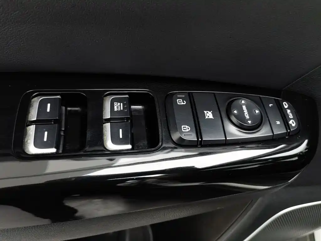 Kia KX5 — миниатюра 9