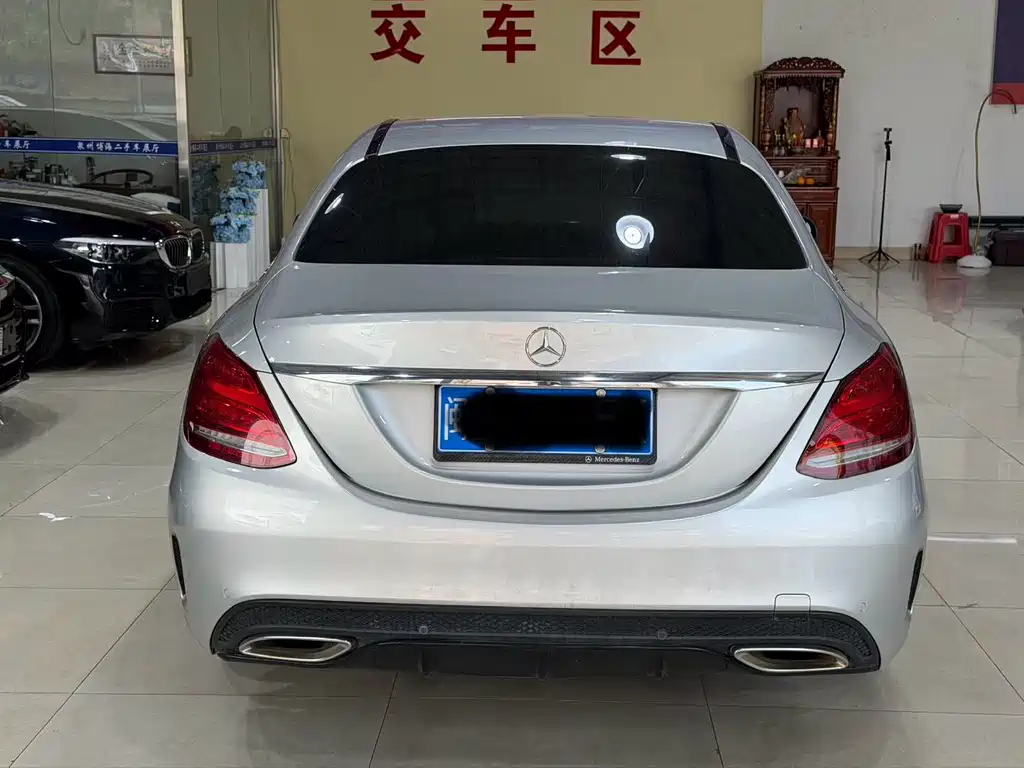 Mercedes-Benz C-Class — миниатюра 8