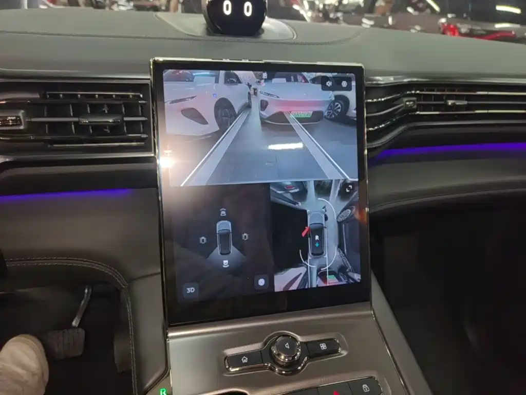 NIO ES6 — миниатюра 13