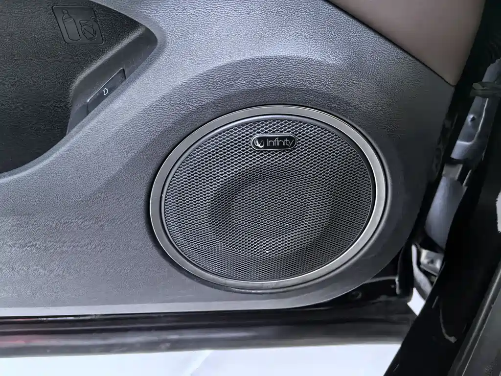 WEI PAI WEI BRAND VV5