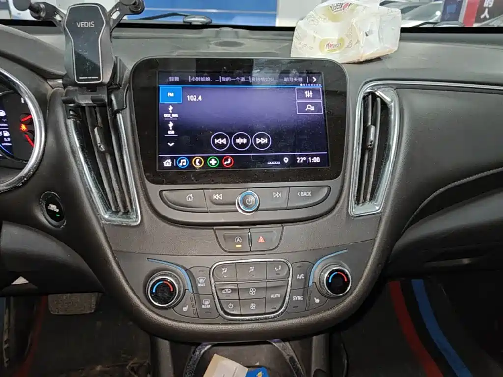 Chevrolet Malibu XL — миниатюра 13