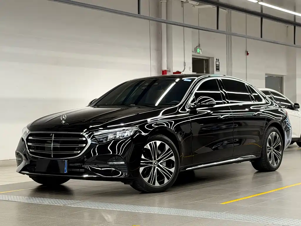Mercedes-Benz E-Class 2025