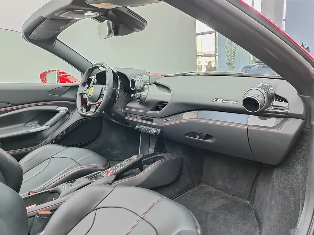 Ferrari F8 — миниатюра 19