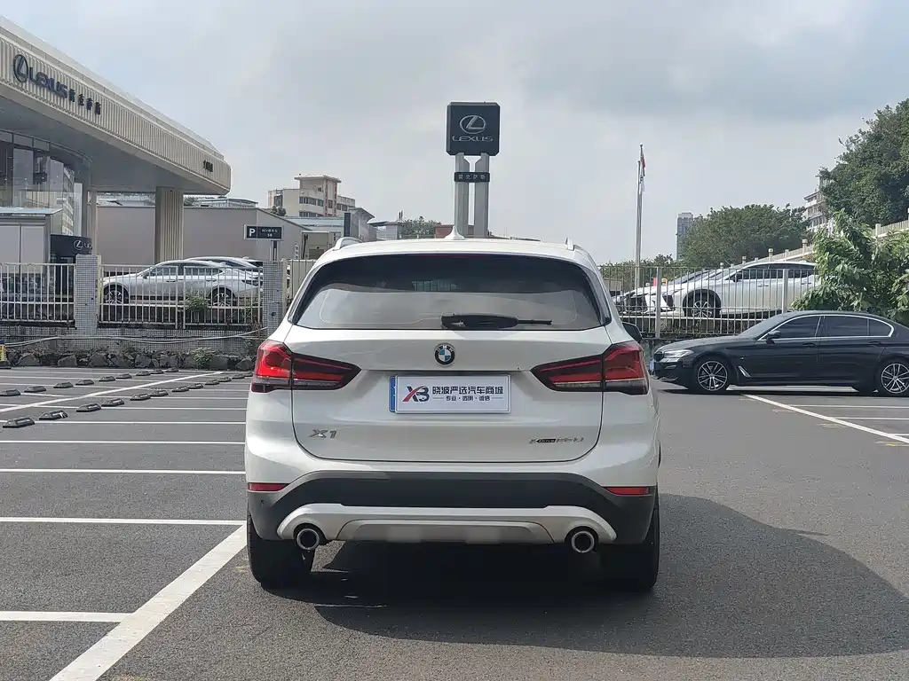 BMW X1 — миниатюра 6