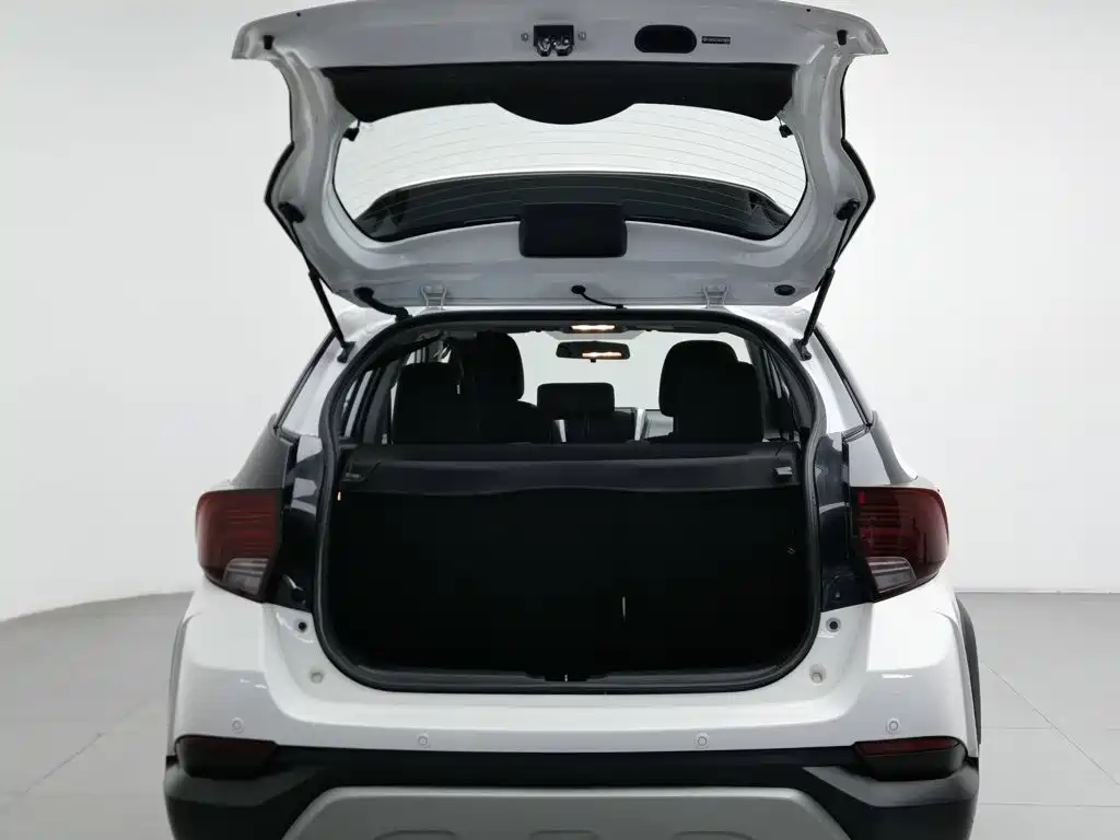 Toyota Yaris L — миниатюра 16