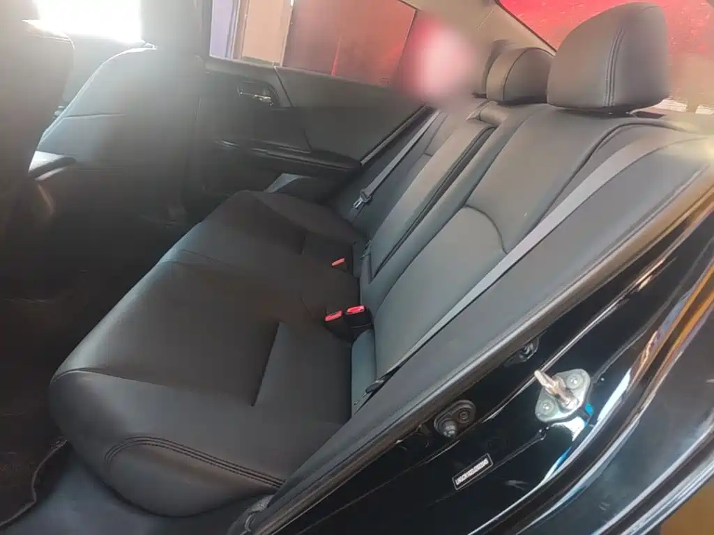 Honda Accord — миниатюра 17