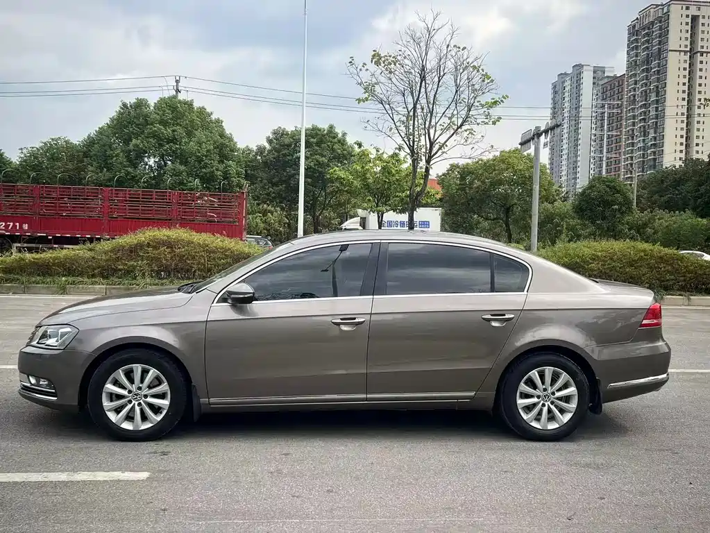 Volkswagen Magotan — миниатюра 4