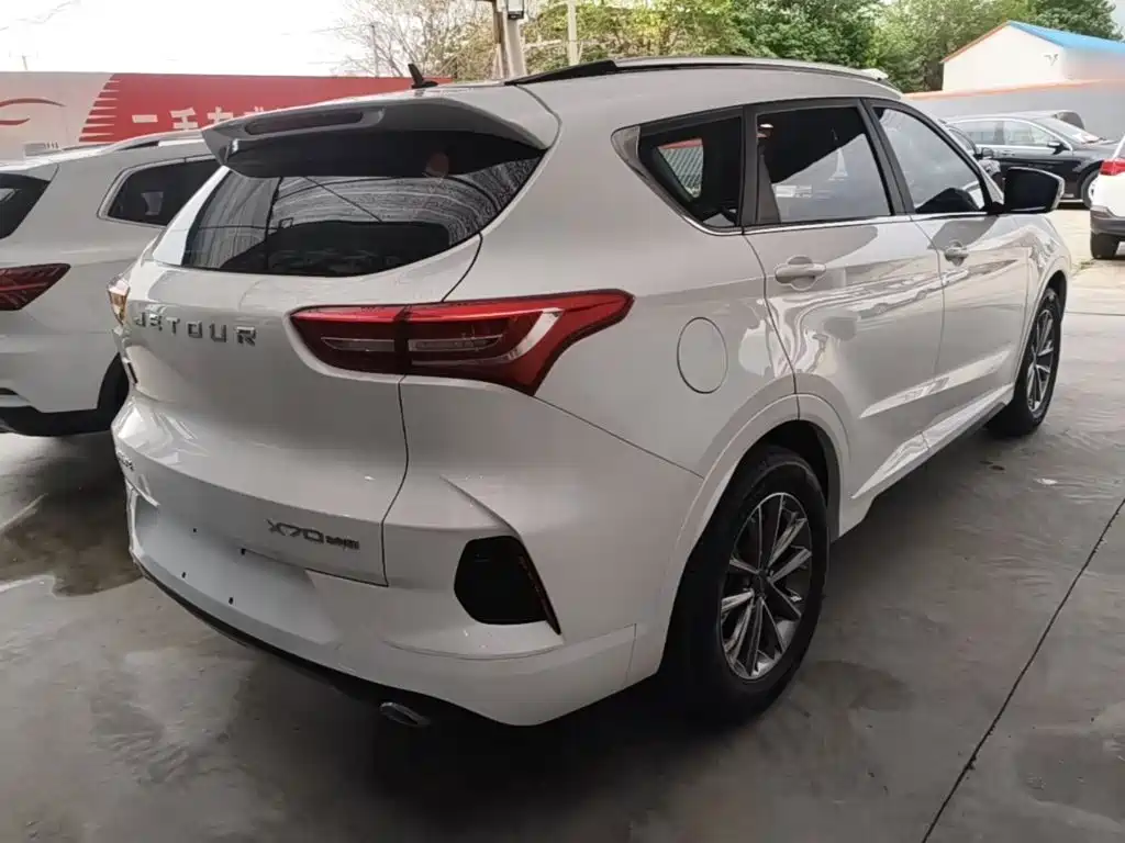 JETOUR X70 2020 1.5T MT 7 мест