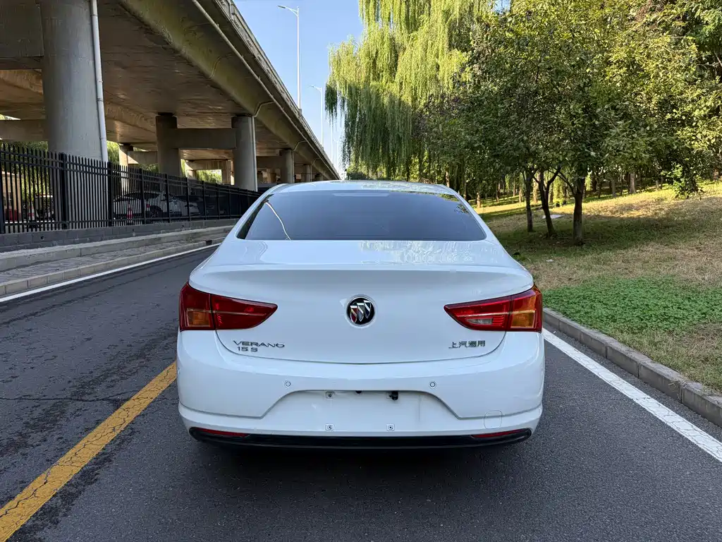 Buick Verano — миниатюра 6