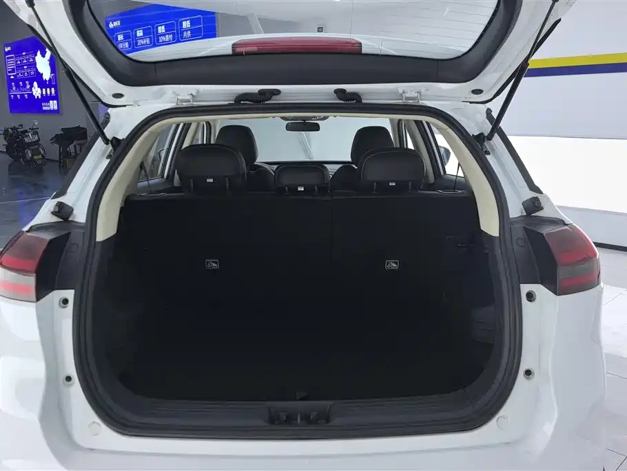 GEELY AUTOMOBILE BOYUE