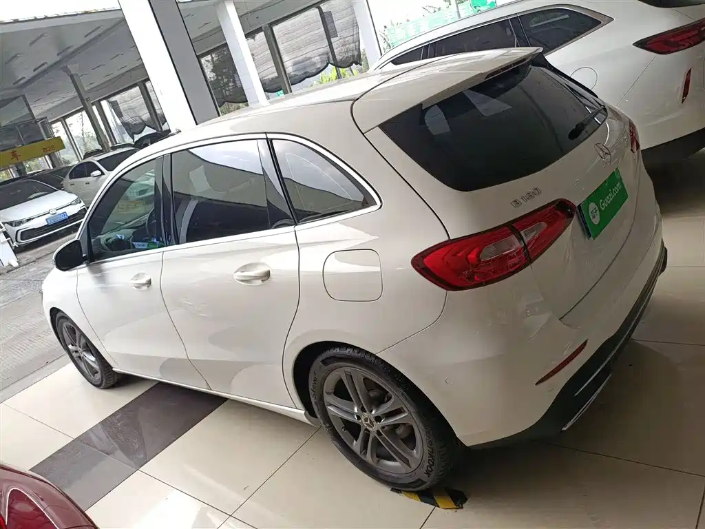 MERCEDES-BENZ B CLASS