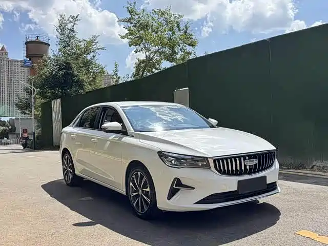 Geely Emgrand — миниатюра 3