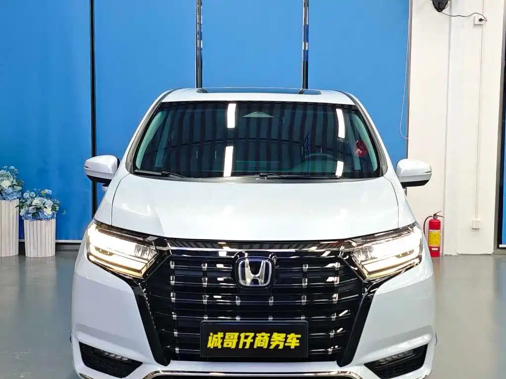 Honda Elysion — миниатюра 2