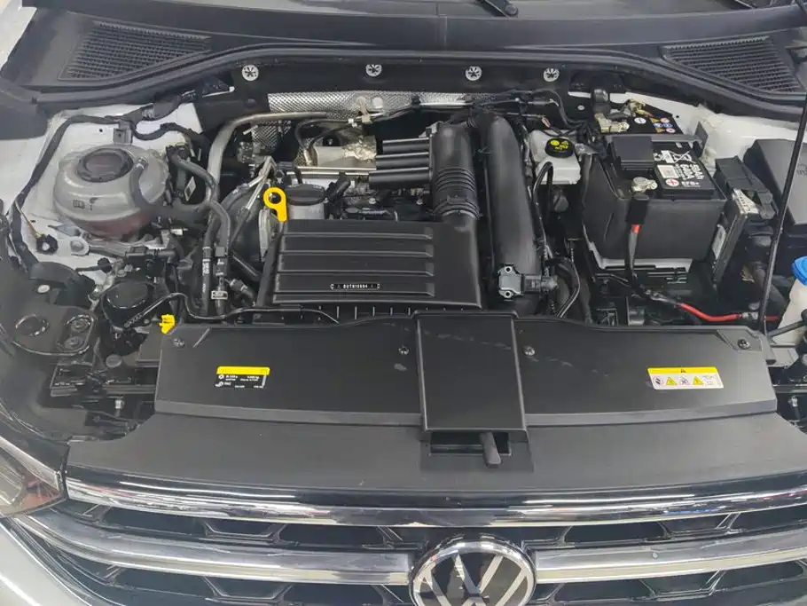 Volkswagen T-Roc — миниатюра 10