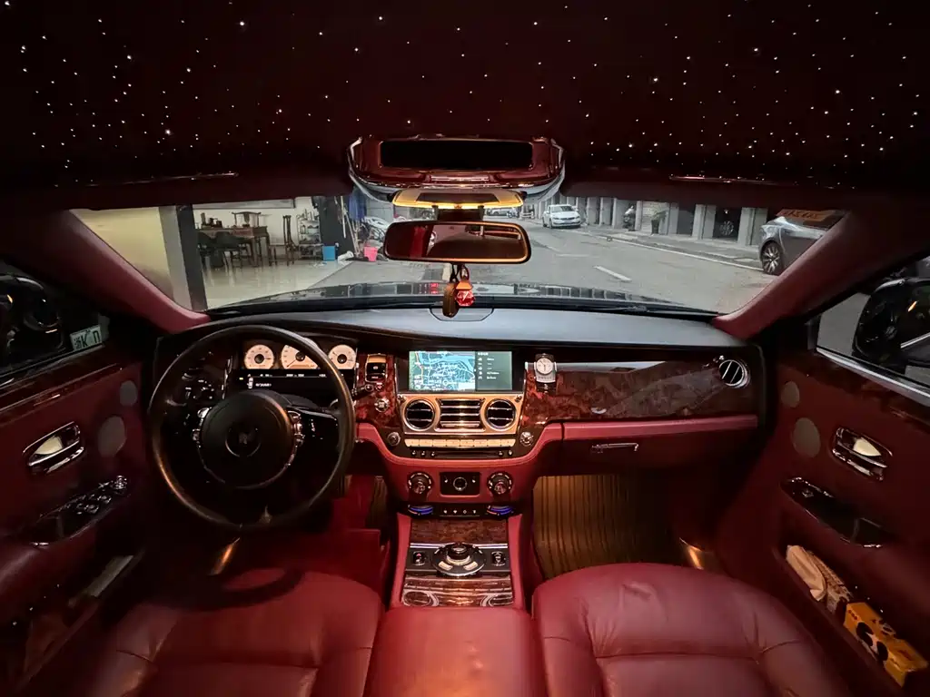 Rolls-Royce Ghost 2010 6.6T Standard