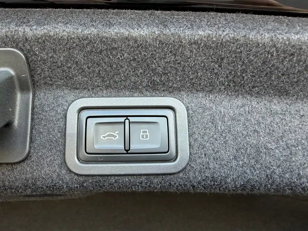 Audi A6L — миниатюра 23