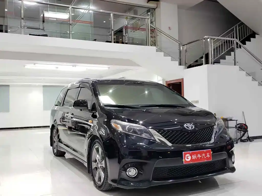 Toyota Sienna 2015 3.5L LE