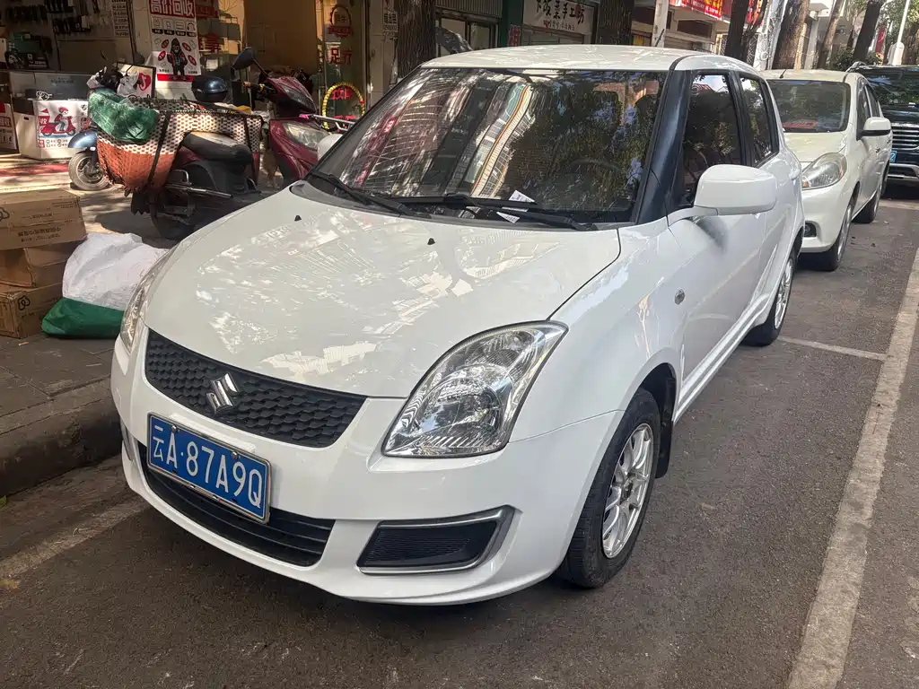 Suzuki Swift 1.3L Manual Value Edition, фото 2