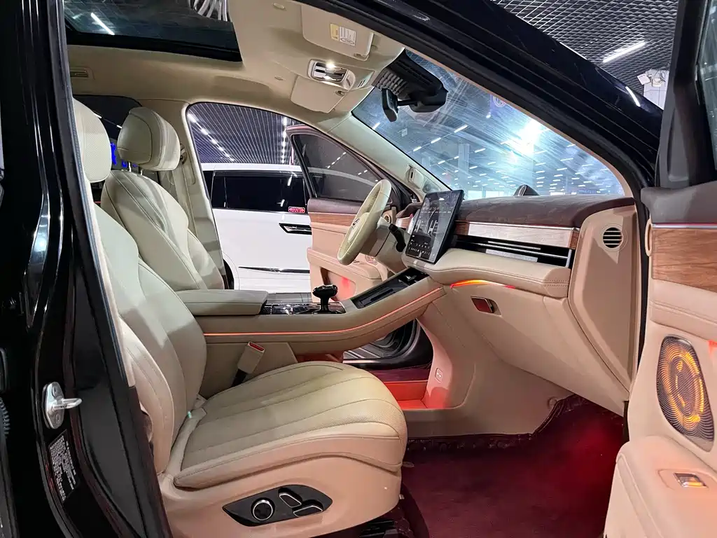 AITO ASK THE WORLD M7