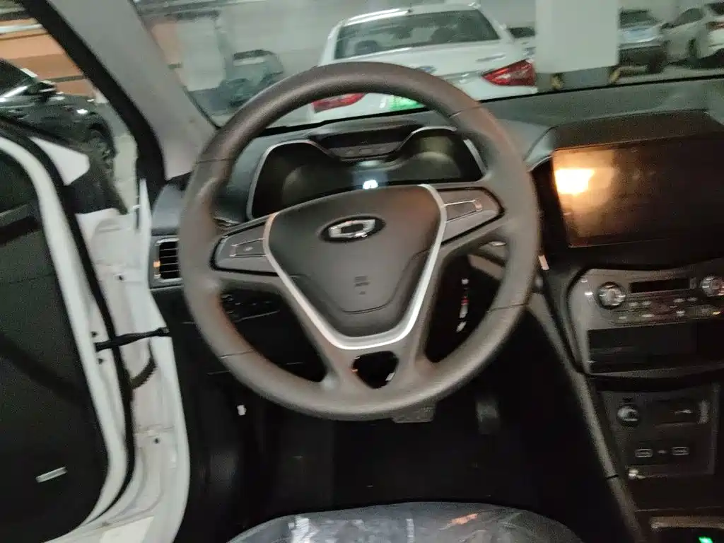 Guojin Auto Junxing — миниатюра 3