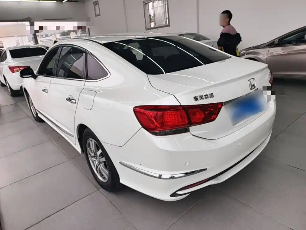Honda Spirior — миниатюра 5