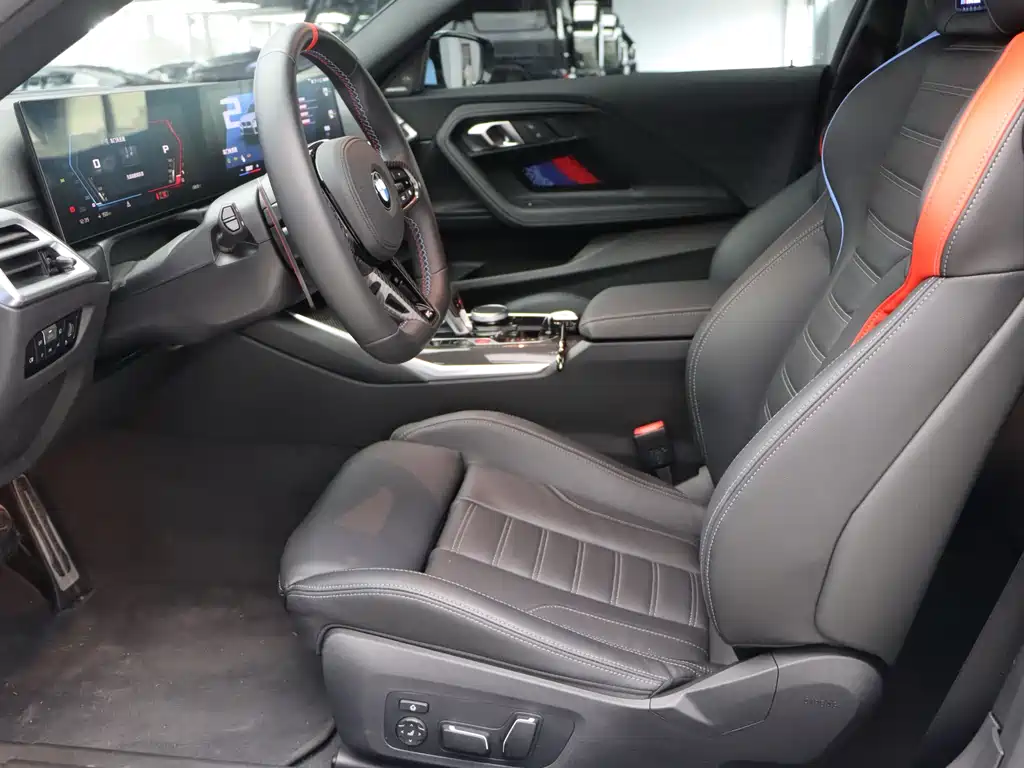 BMW M2 2024 M2