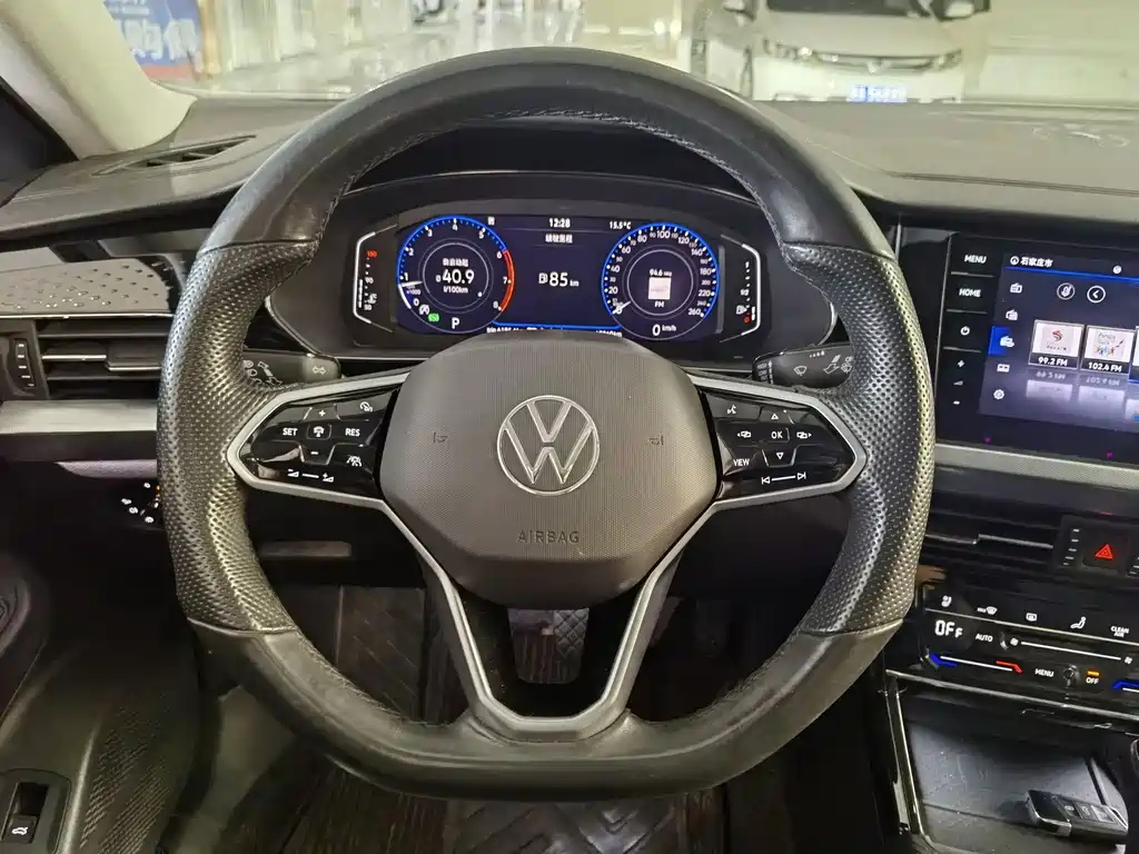 Volkswagen Passat — миниатюра 8