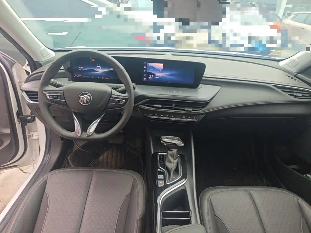 Buick Verano — миниатюра 10
