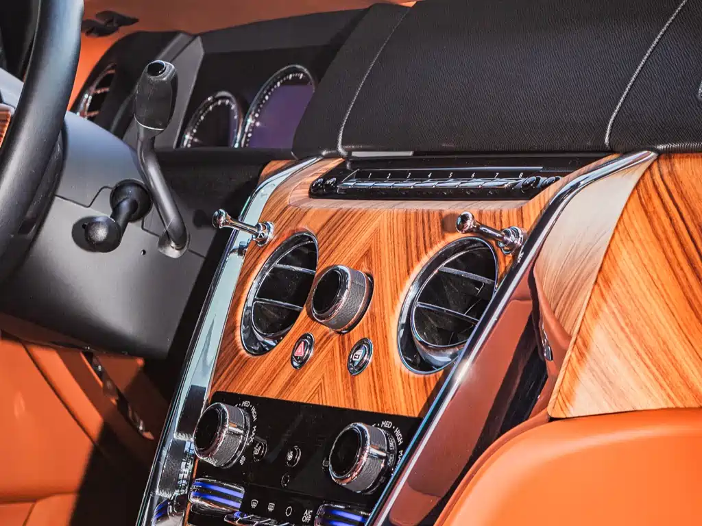 Rolls-Royce Cullinan 2018 мест