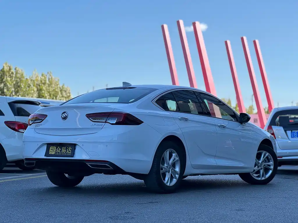 Buick Regal — миниатюра 8