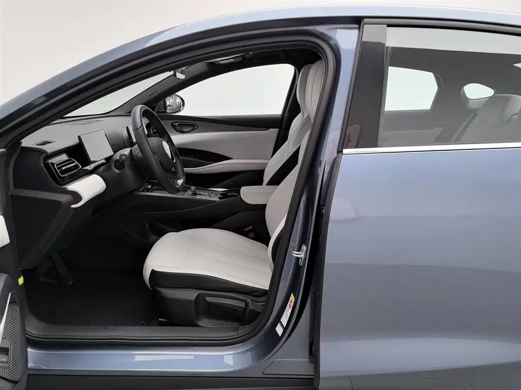 BYD SEAL 06 NEW ENERGY