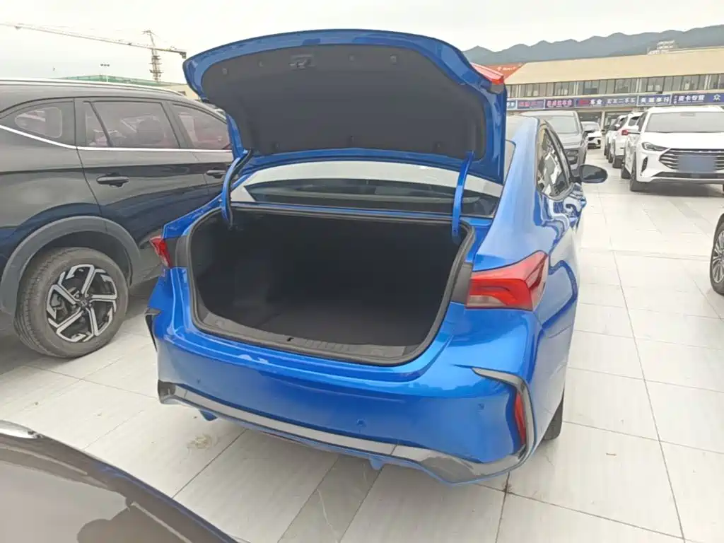 Buick Verano — миниатюра 19