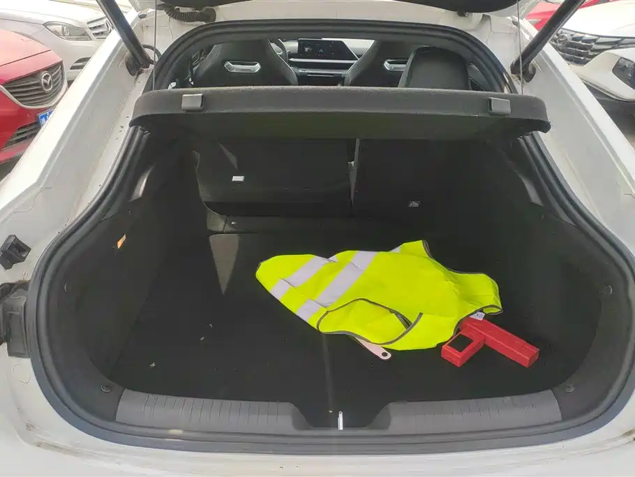 CHANGAN UNI V SMART IDD