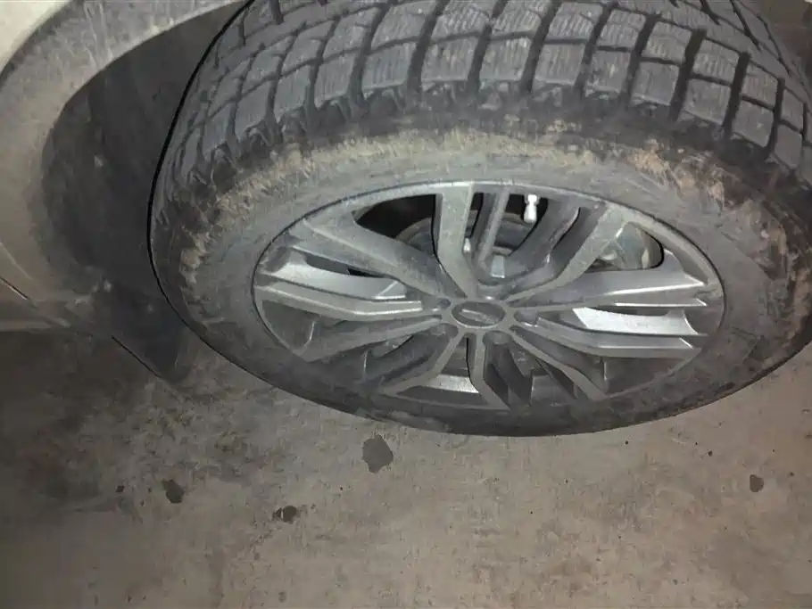 GEELY AUTOMOBILE BOYUE