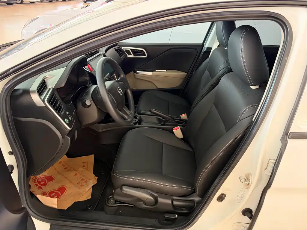 Honda City — миниатюра 13