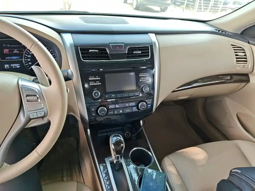 Nissan Teana — миниатюра 10