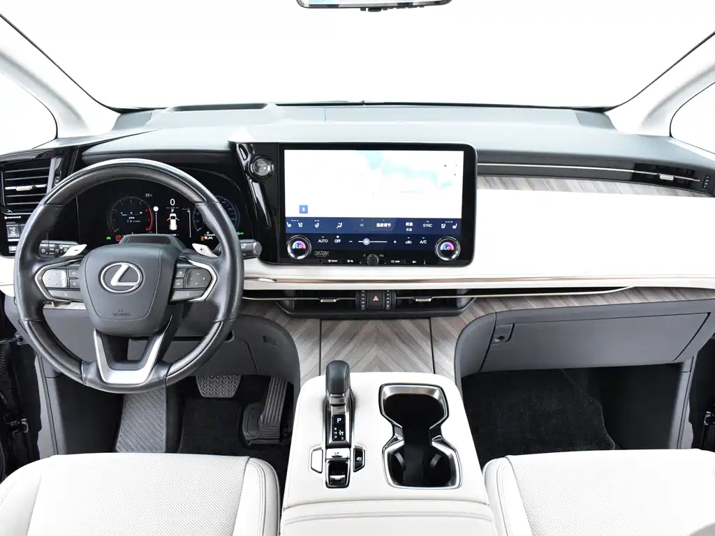 Lexus LM 2023 350h мест